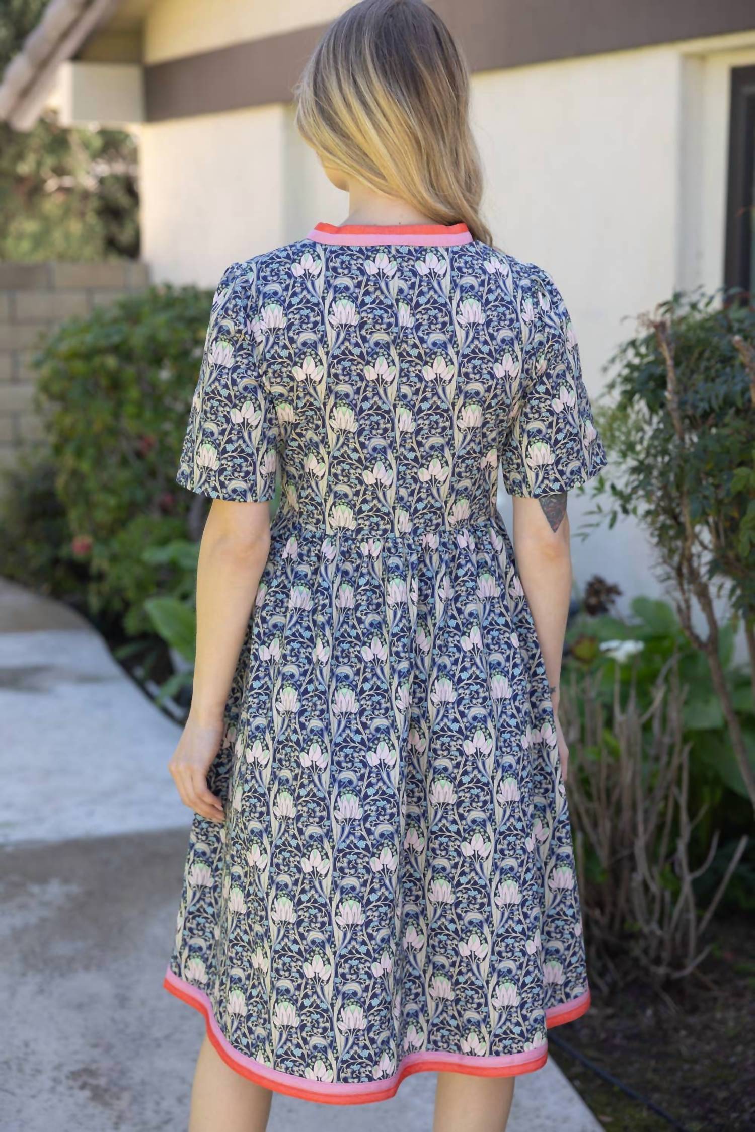 Voy - Vintage Midi Dress