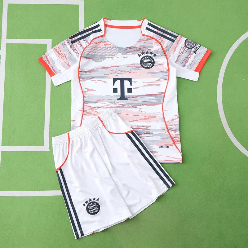 Fu?ball-Club Bayern M¨¹nchen Away Kids Kit 25/26 Season