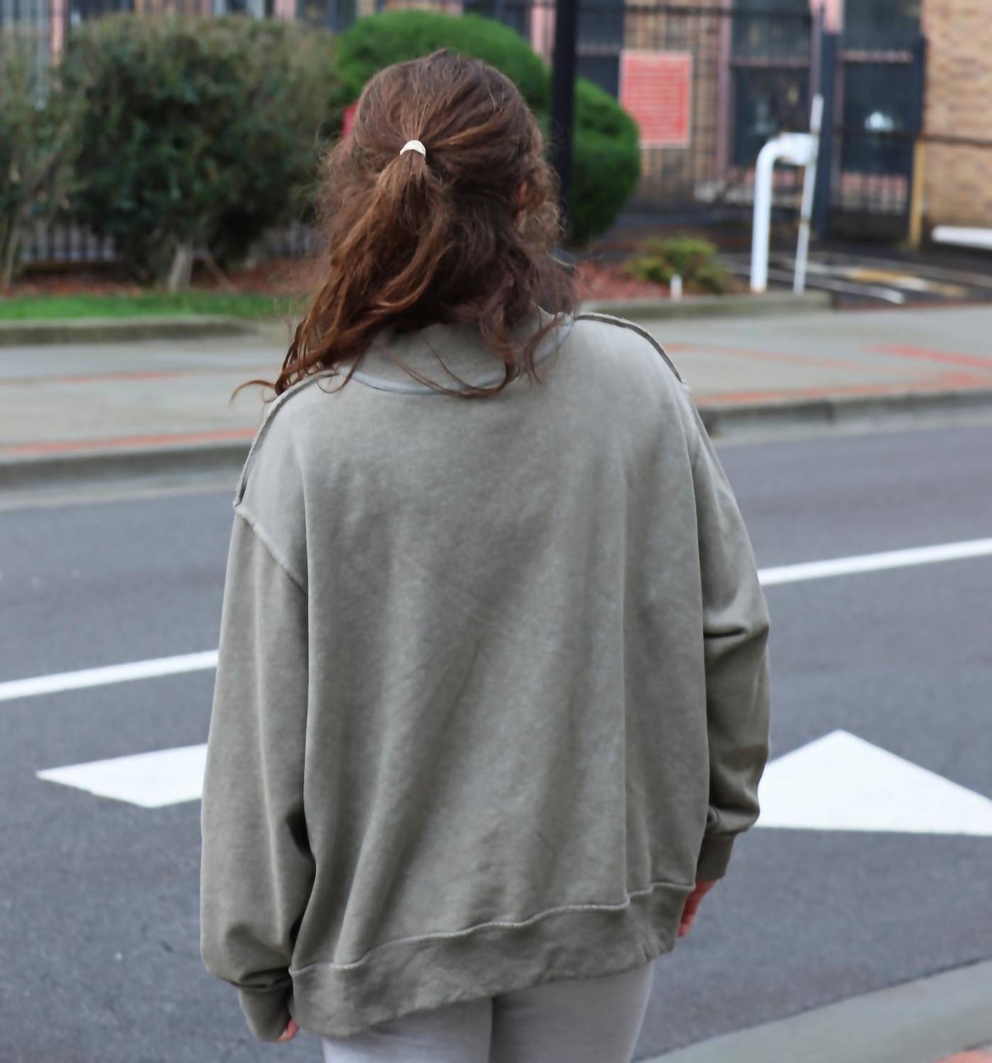 Bucketlist - Vintage Wash Print Mockneck Lightweight Sweatshirt