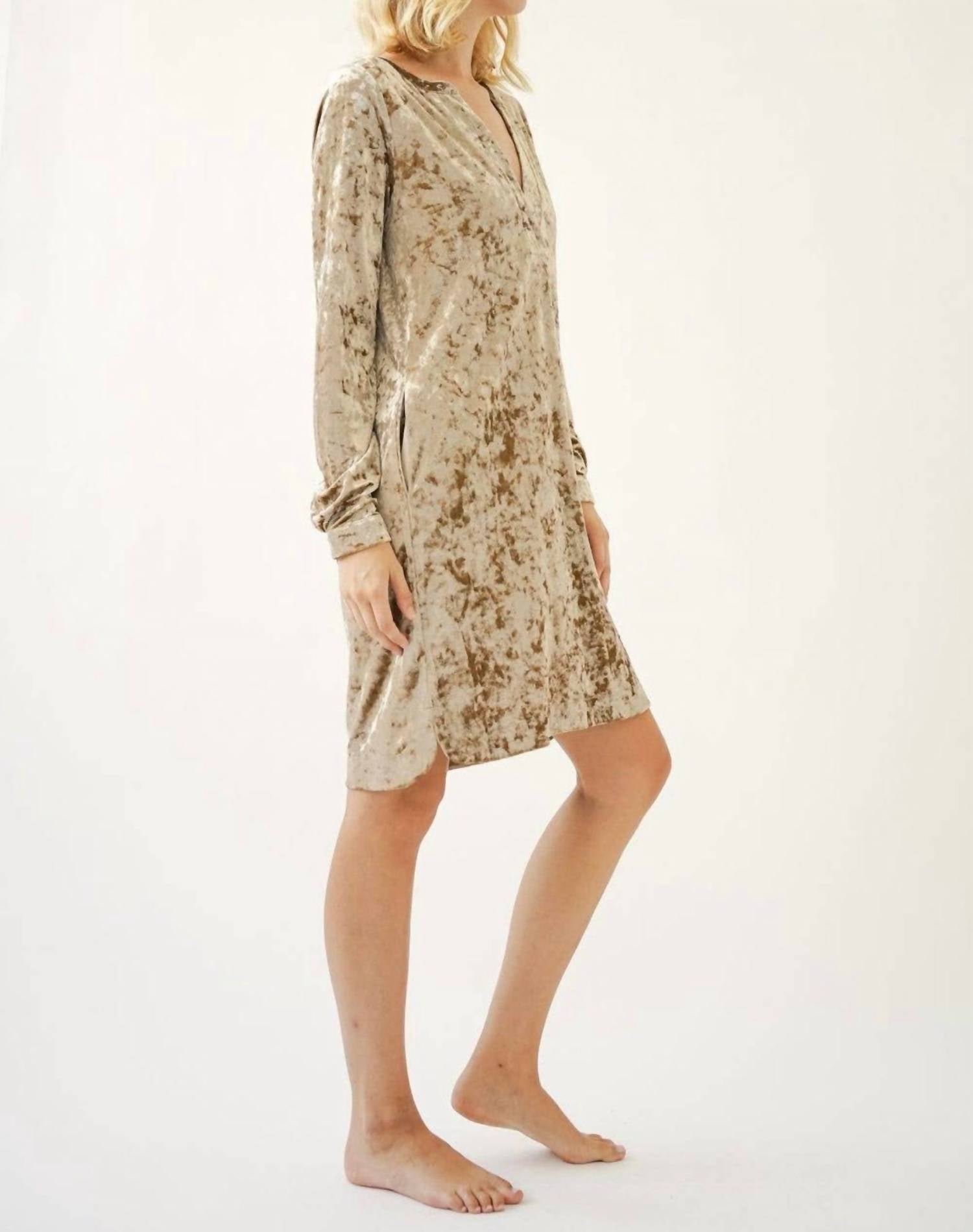 Mystree - Soda Velvet Dress