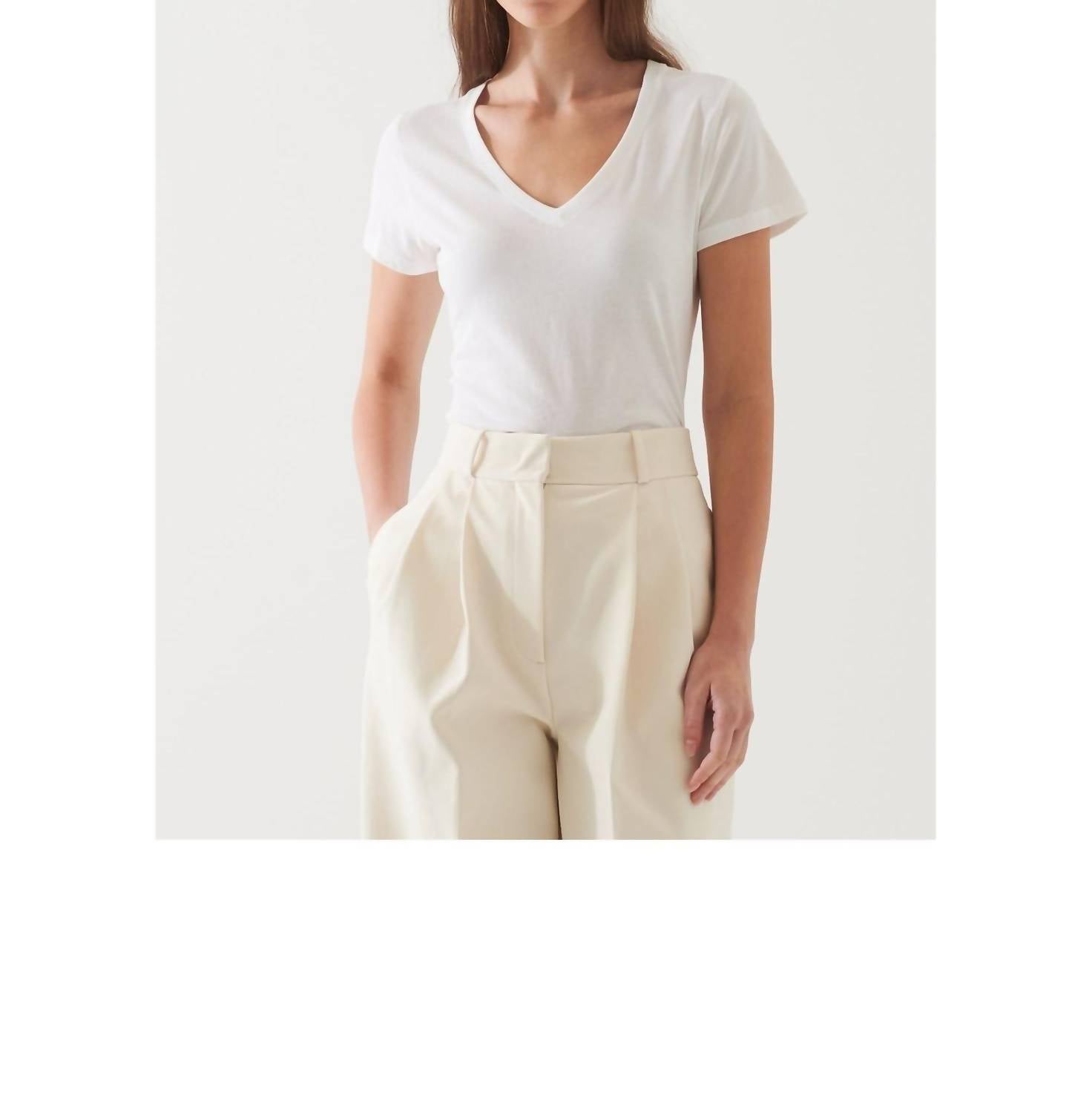 Patrick Assaraf - Lightweight Pima Cotton V-neck Top